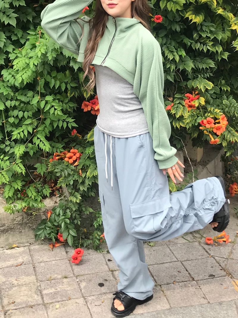Crescent shirring cargo pants