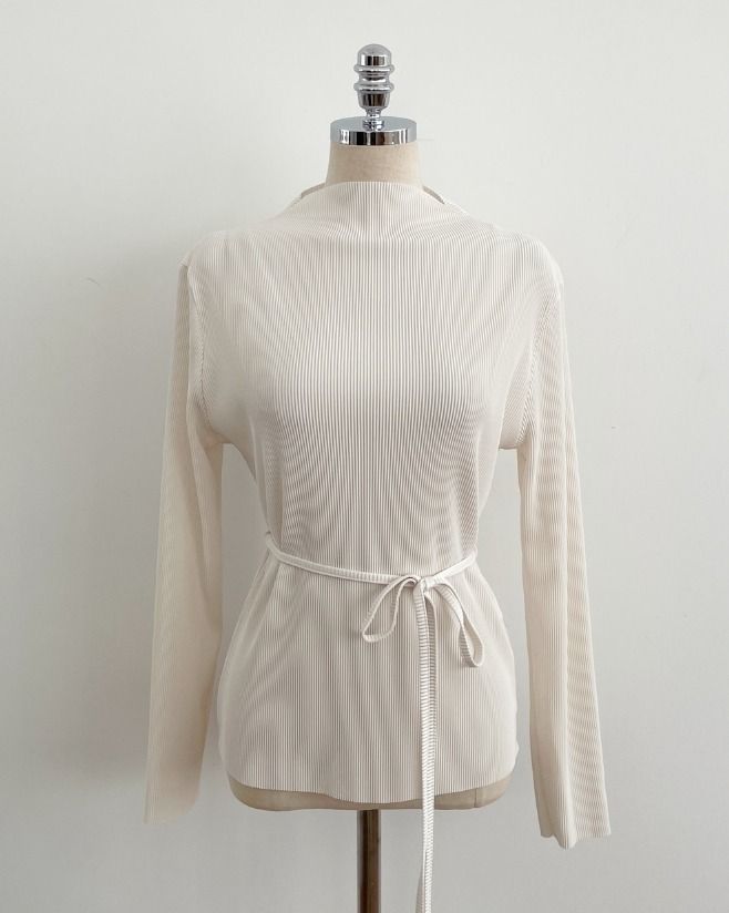 Serr Half-Neck Pleat Tee-Blouse (Strap Set)