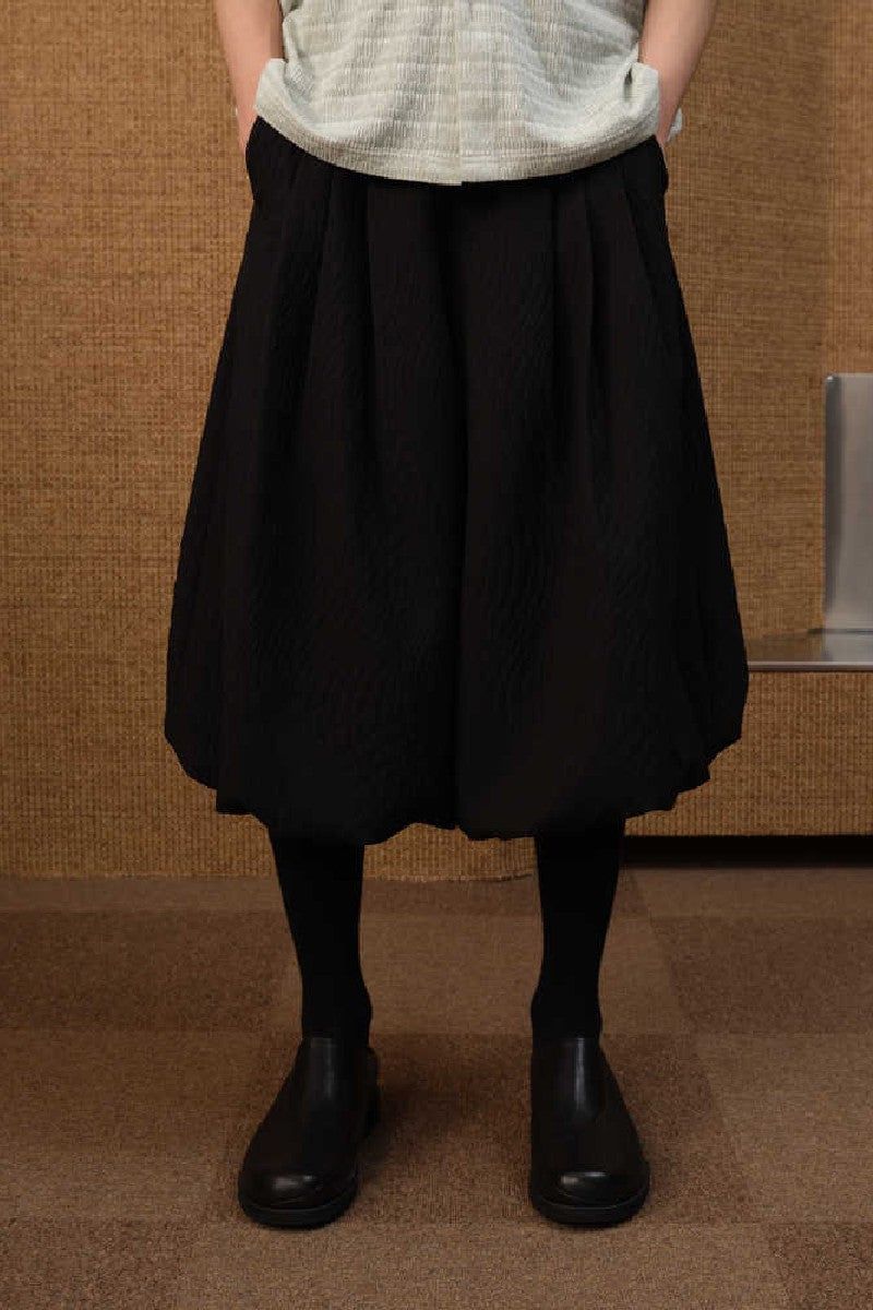 JCAESAR(ジュリウス・シーザー)の「Textured Jacquard Skirt Pants(Pants)」
