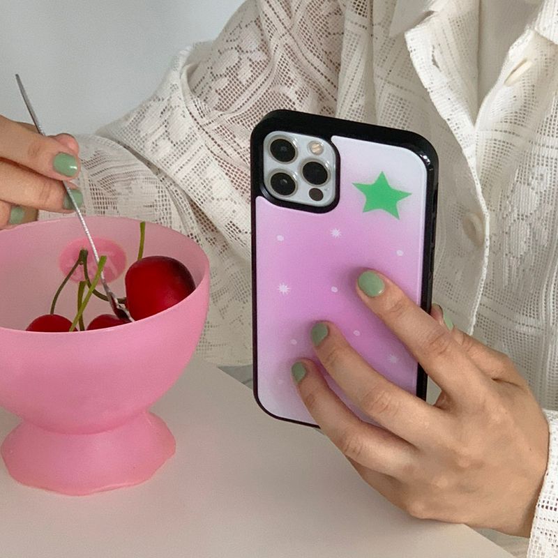 SWEEAR(スウィア)の「STRAWBERRY GLASS BUMPER CASE(Smartphone Accessories)」