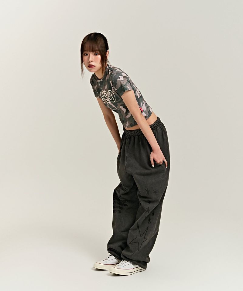 939 LOGO MIX PATTERN CROP TOP (CAMO)