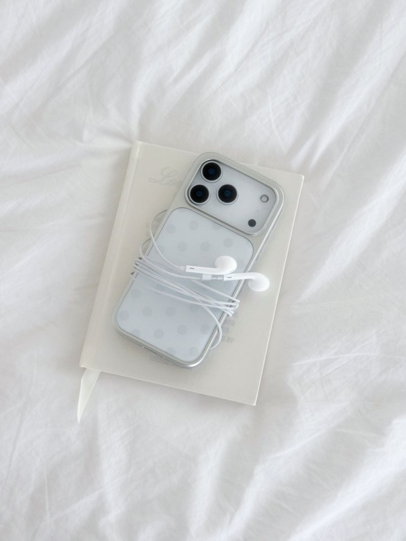 WHITE GREY DOT Silver Epoxy Case