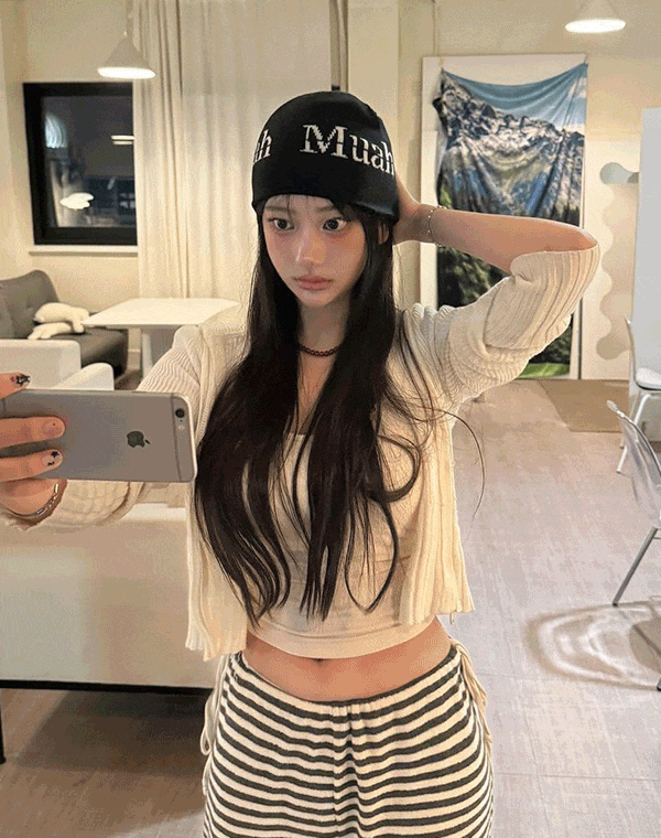 muahmuah（ムアムア）の「ジャカードロゴビーニー（帽子）」