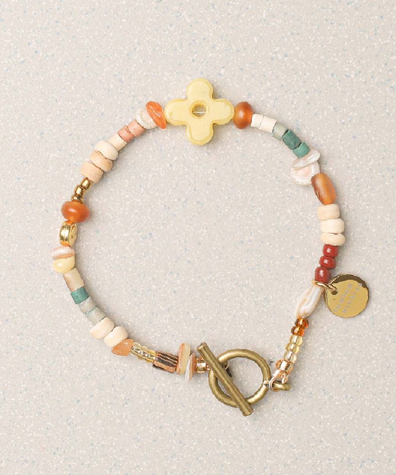 CLOVER SYMBOL-DAISY : ARCHIVE-003