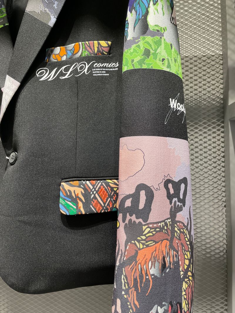 Comics Black Block Suit