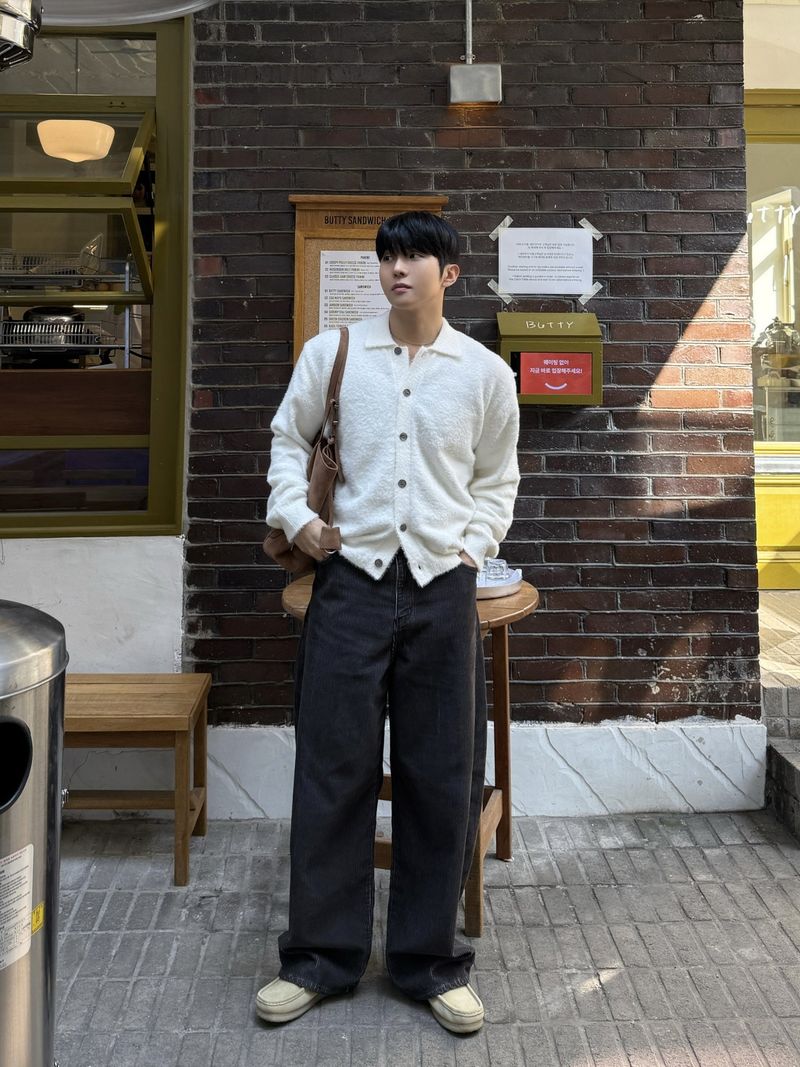 Soft corduroy bio-pants