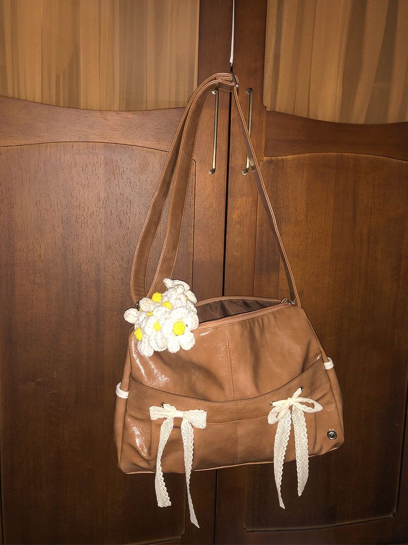 Ribbon duffel bag_caramel brown