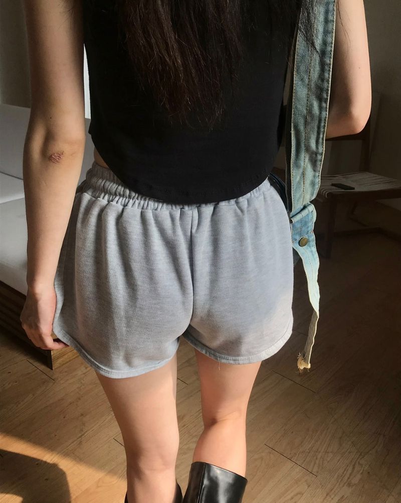 Wiki pants