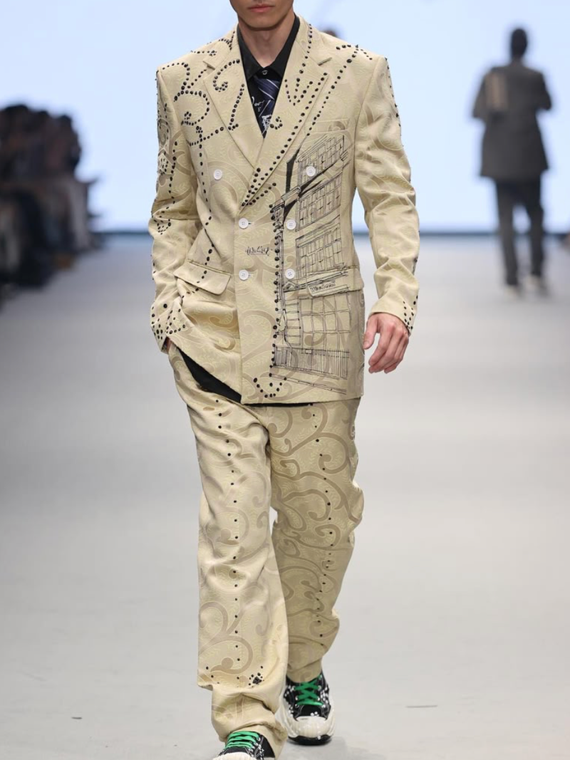 Hand Drawing View Suit