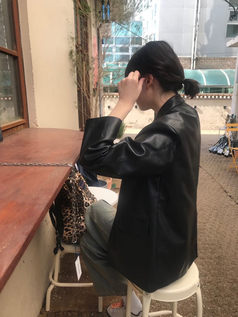 Noir leather jacket