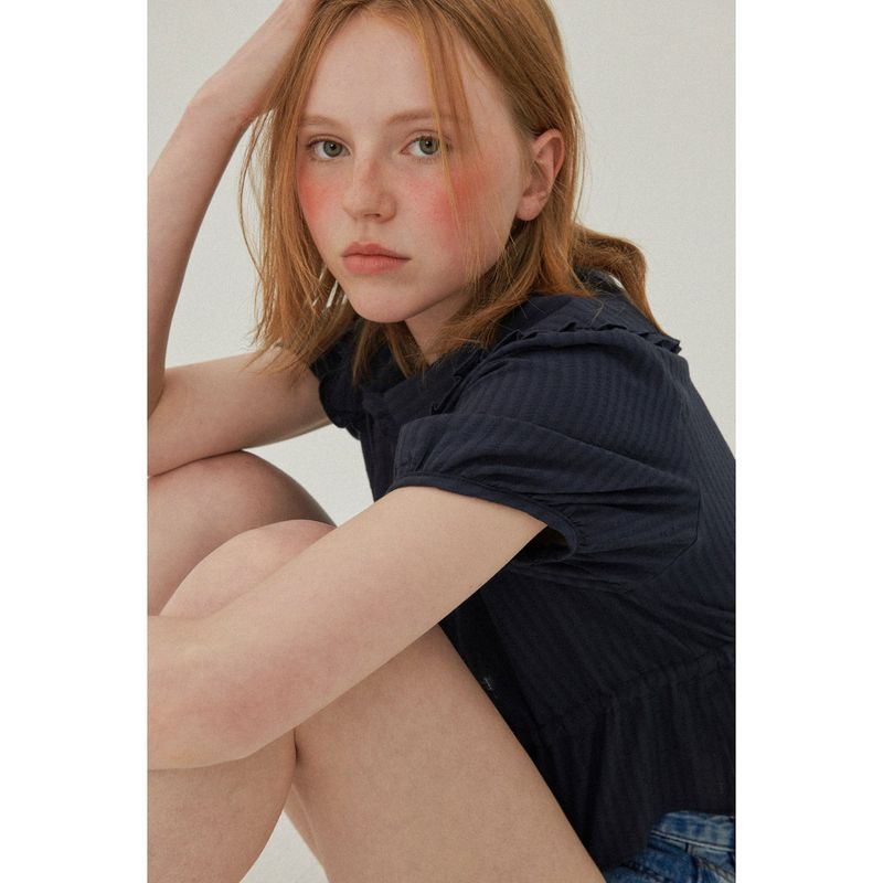 RUFFLE COLLAR CROP BLOUSE_NAVY