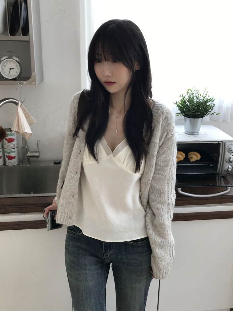 cable cardigan (2 colors)