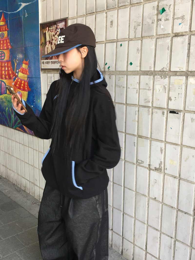 Split Diagonal Waffle Hoodie (4c)