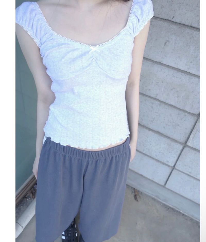 tape line pants