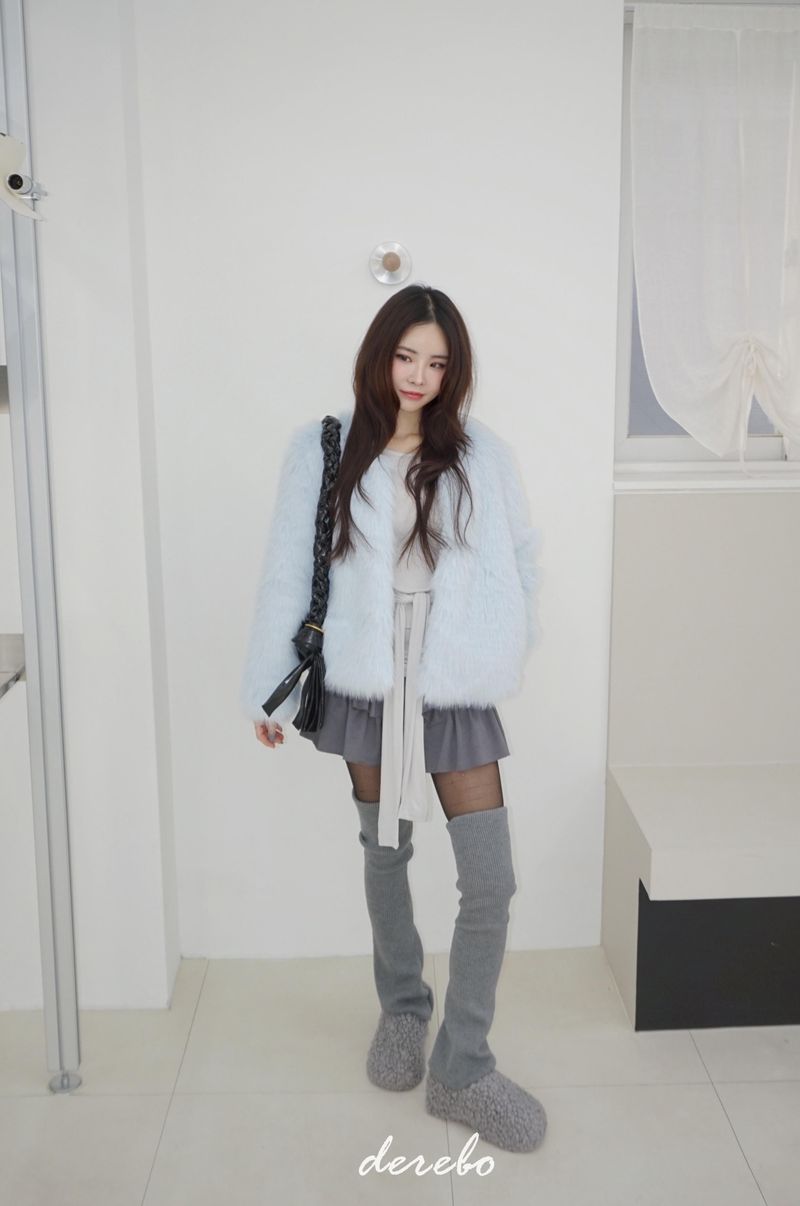 Sky Cloud No Collar Fur Jacket