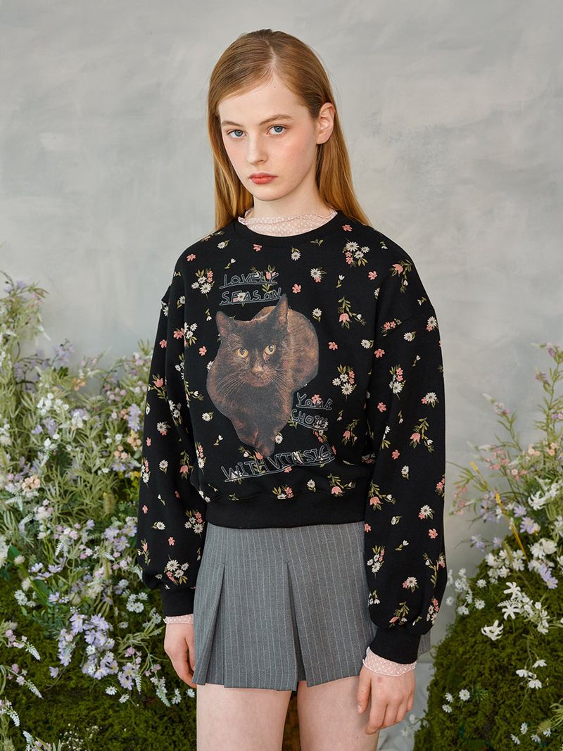 Flower Cat Lettering Sweatshirt (Black)