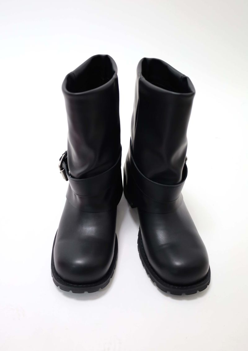 Simple Cover Mid Boots
