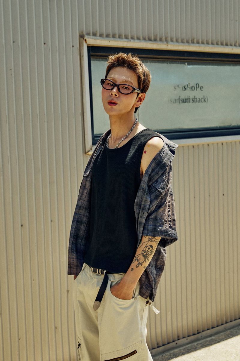 STEEL POINT SLEEVELESS - BLACK