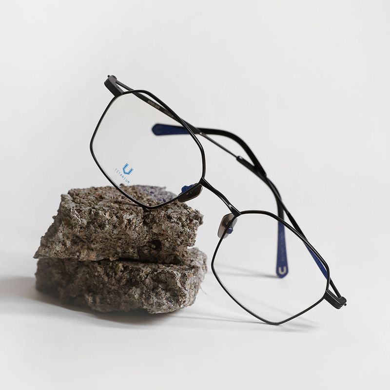 Knouun Square titanium glasses CODE. 101. B Black