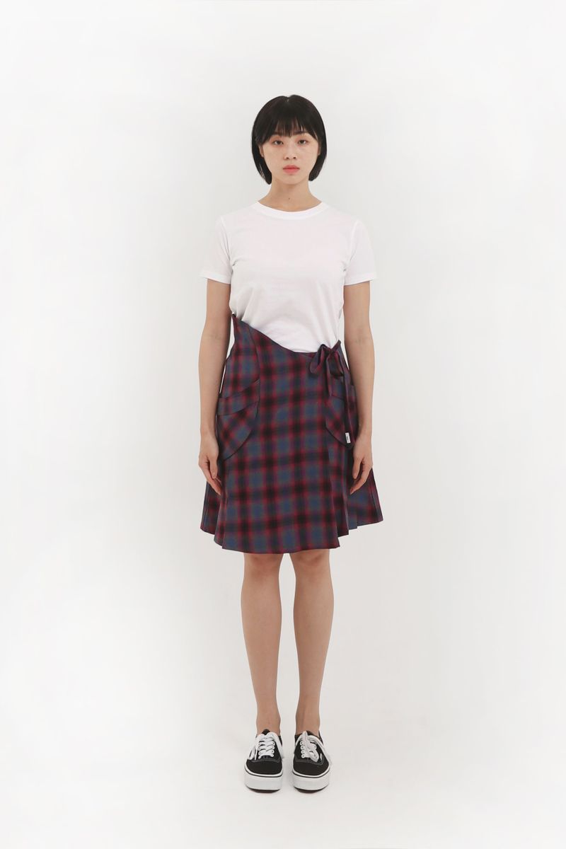 COTTAGE FLANNEL WRAP SKIRT (PURPLE)