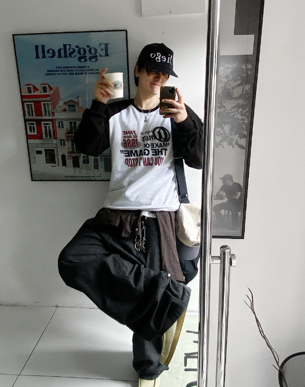HOLY IN CODE（ホーリーインコード）の「No.0858 HストライプPFワイドスナップパンツ（パンツ）」