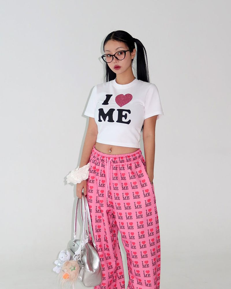 I love lettering jogger pants