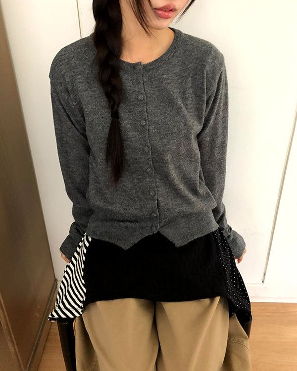 Uran Buttoned Round-Neck Long-Sleeve Cardigan
