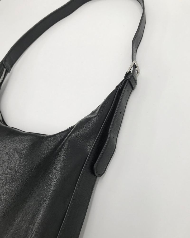 Deville Leather Crossbody Bag (2color)