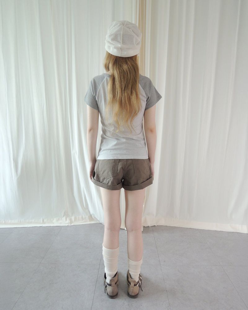 TAUPE ROLL-UP SHORT PANTS