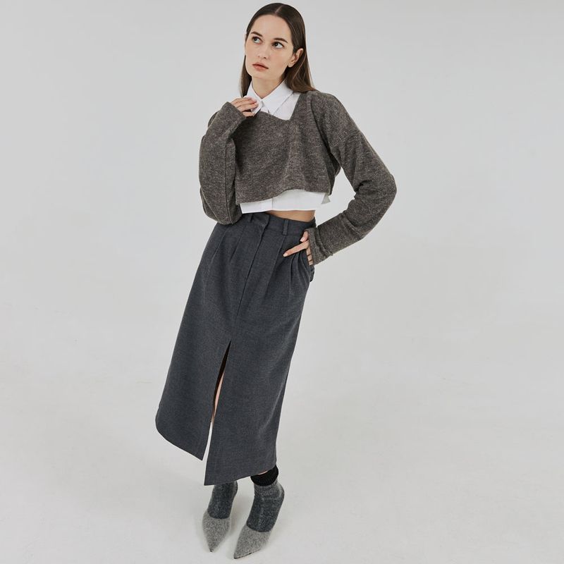 TWO-TUCK BUTTON SLIT LONG SKIRT (Gray)