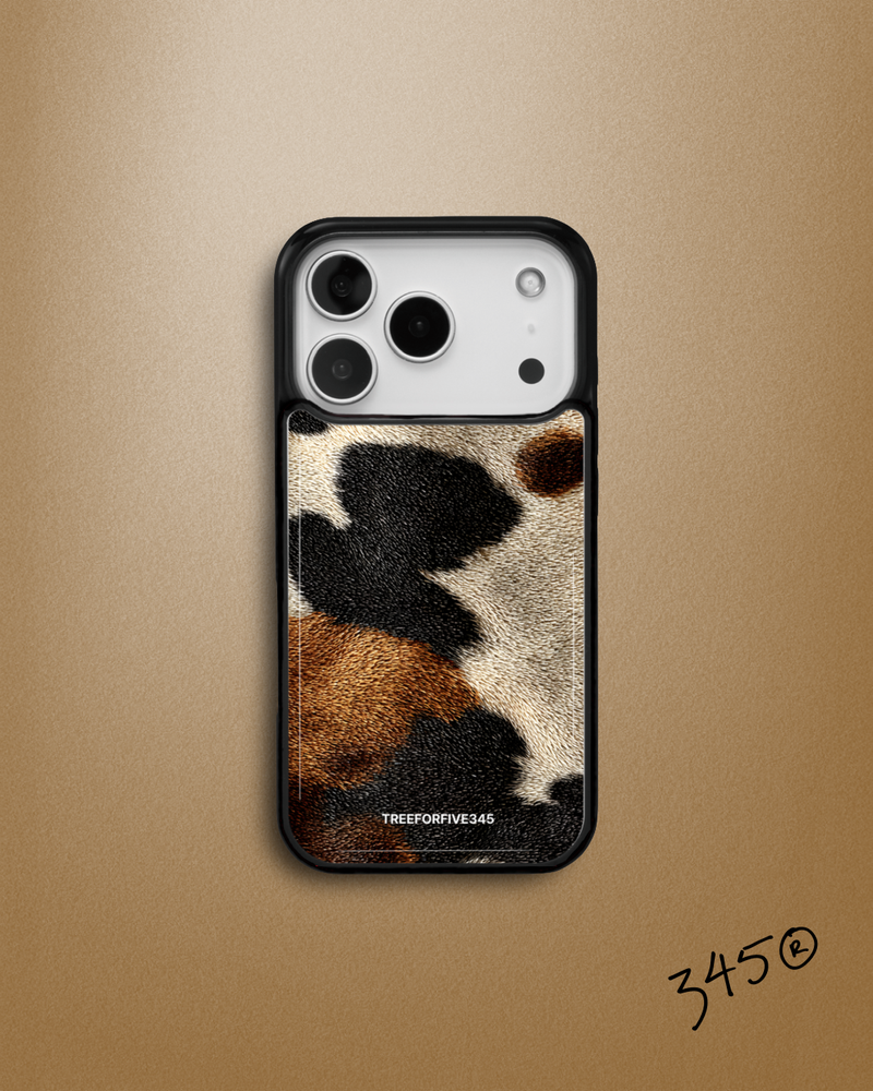COW FUR Epoxy Bumper Case / TREEFORFIVE345