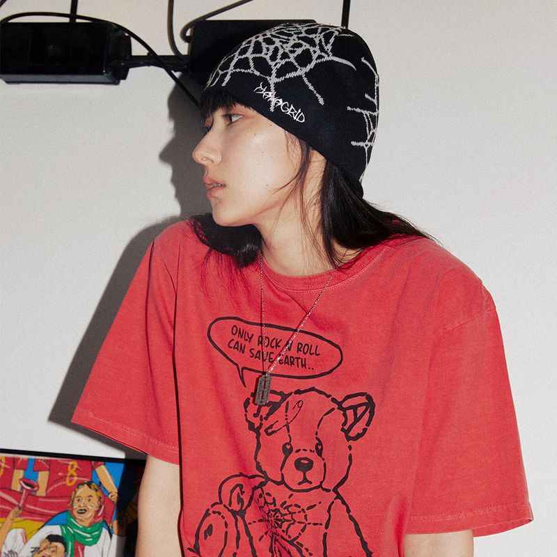 SPIDER WEB SHORT BEANIE