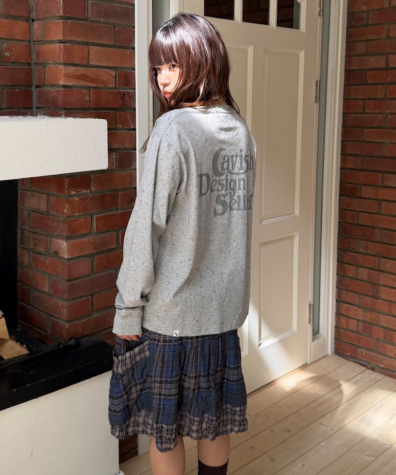 cavish（カビシ）の「FLOWER SELLER LOGO LS TEE GREY(PURPLE)(CV2GSUT551A)（Tops）」