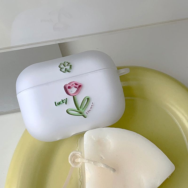 Lucky Flower AirPods Case_matt