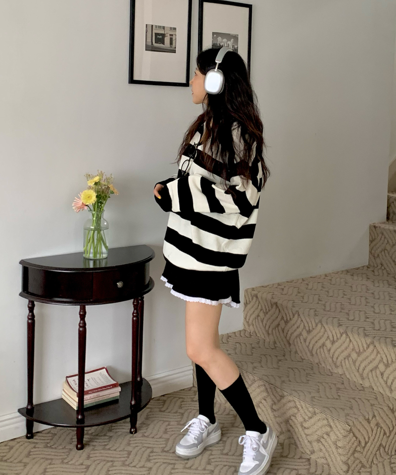 Bold Stripe Collar Knit