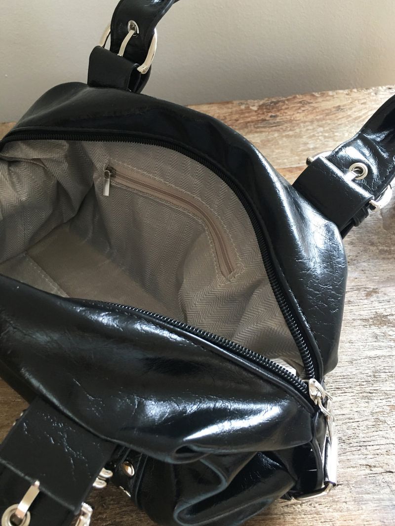 Ruby ring stud shoulder bag