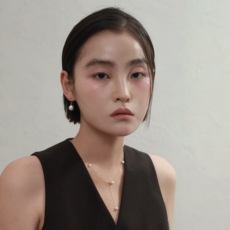 baroque pearl earring