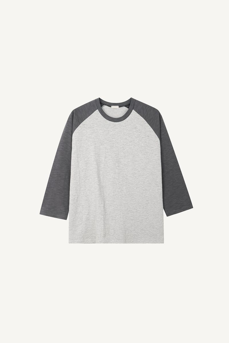 Slub color matching raglan three quarter T-shirt