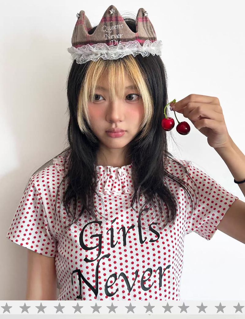 loveplayshop（ラブプレイショップ）の「イスケープパラダイスLoveplayshop"クイーンズネバーダイ"エブリーガールマストハブアクラウン（ヘアアクセサリー）」