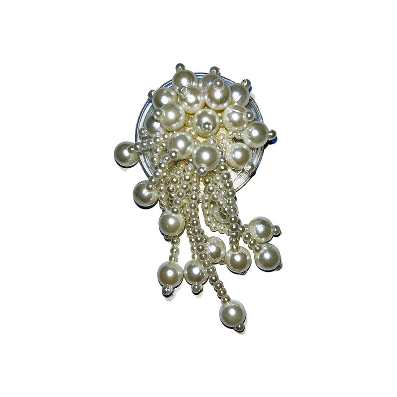 Falling white pearl phone-holder