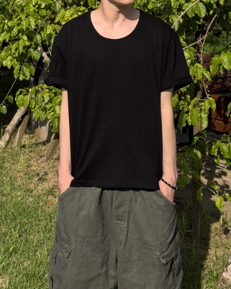 Erne Crop Over U Neck Short Sleeve Tee