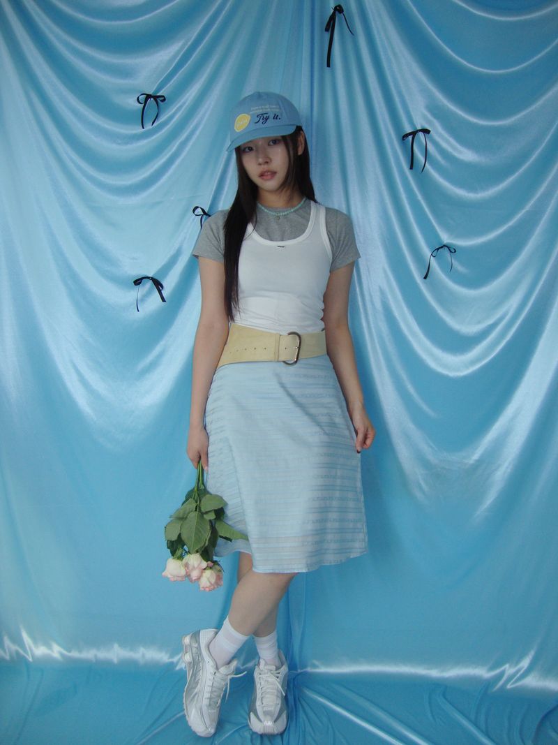 basics sleeveless - type 4(red,white,blue,flower)