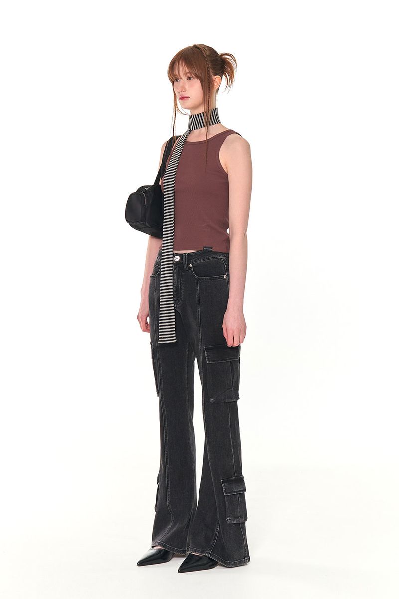 ZIZE SLEEVELESS (BROWN)