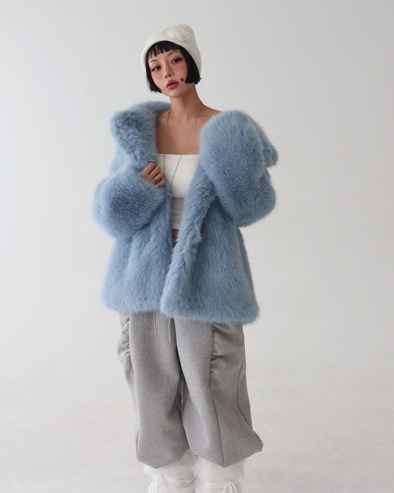 Pastel collar fake fur jacket