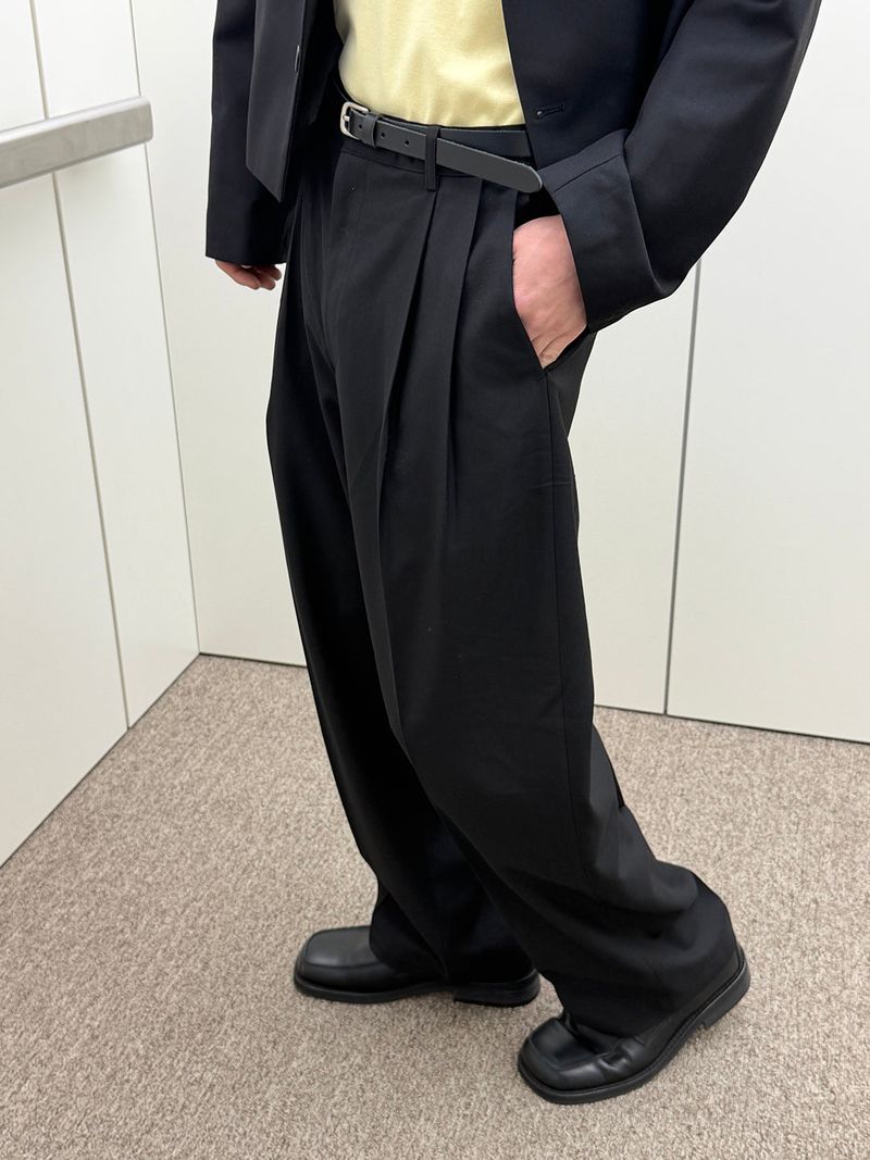 LAURANT（ロラン）の「[SET UP가능] Two tuck wide slacks(2color)（Pants）」