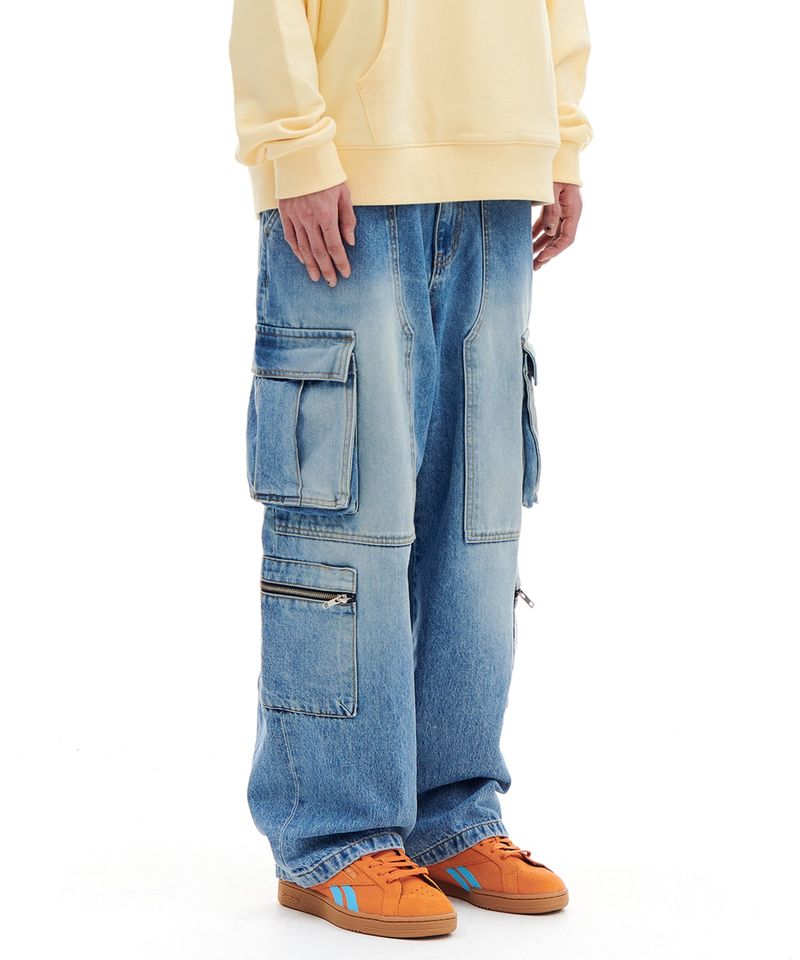 MULTI POCKET DENIM PANTS (LIGHT BLUE)