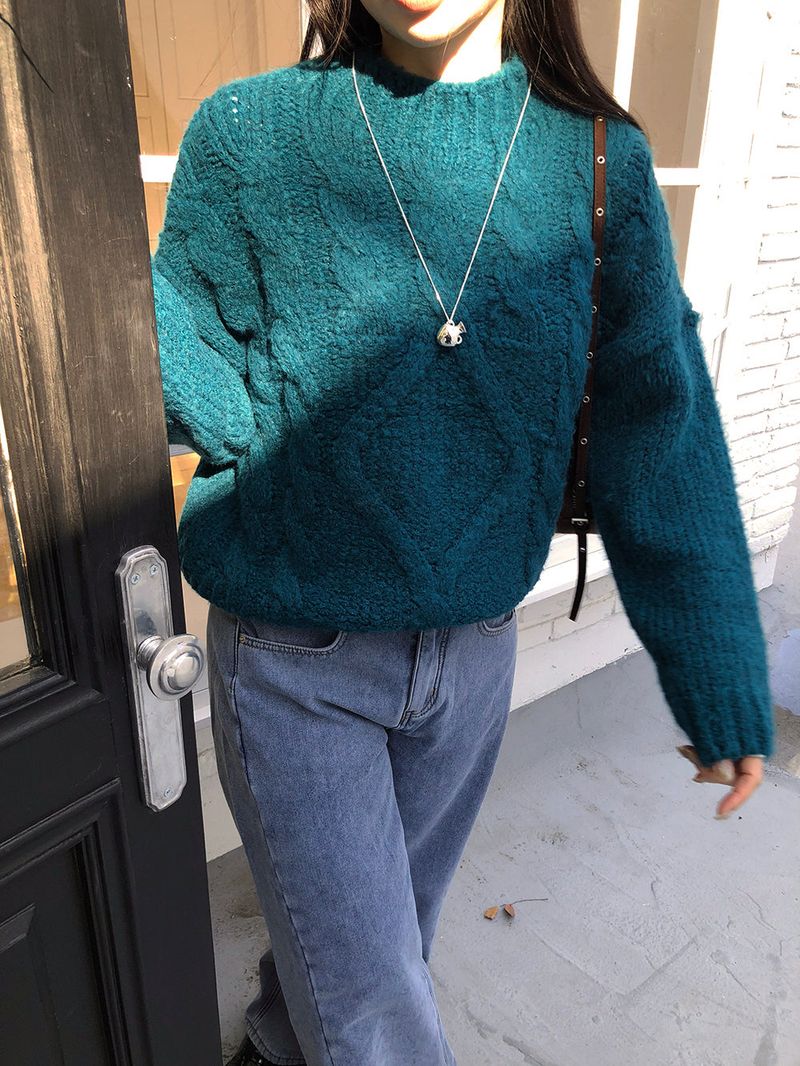 [MADE] MUHR HIGH-NECK CABLE KNIT