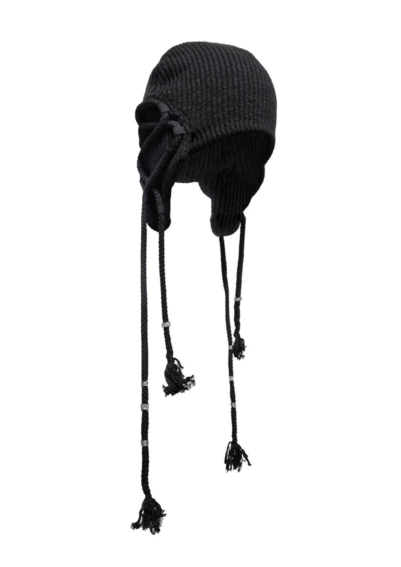 JUNGDO（ジョンド）の「 EARFLAP DRAG BEANIE . BLACK（Hats）」