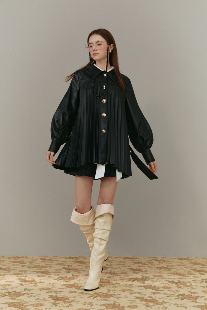 Pleated jacket