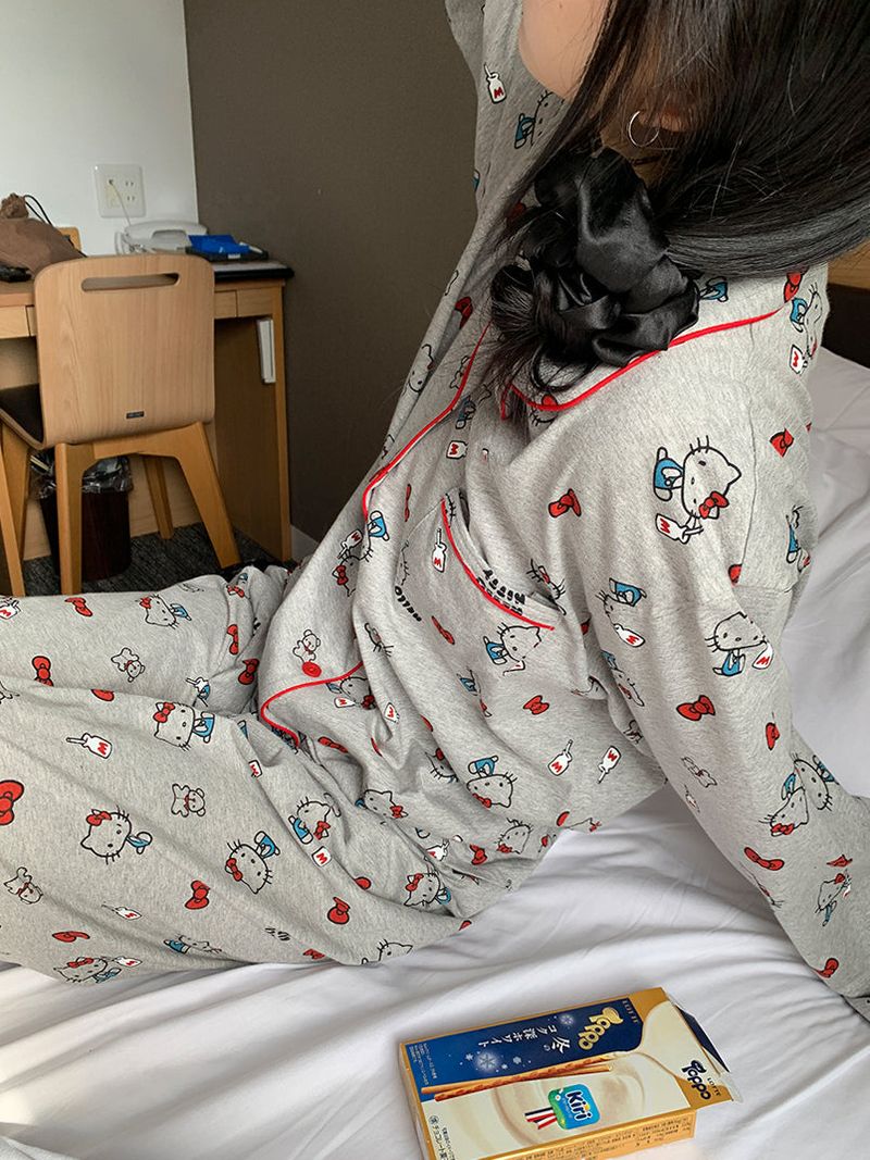 [SANRIO] HELLO KITTY PAJAMAS